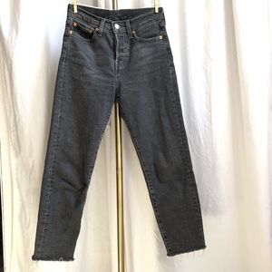Levis Wedgie Straight Leg Jeans